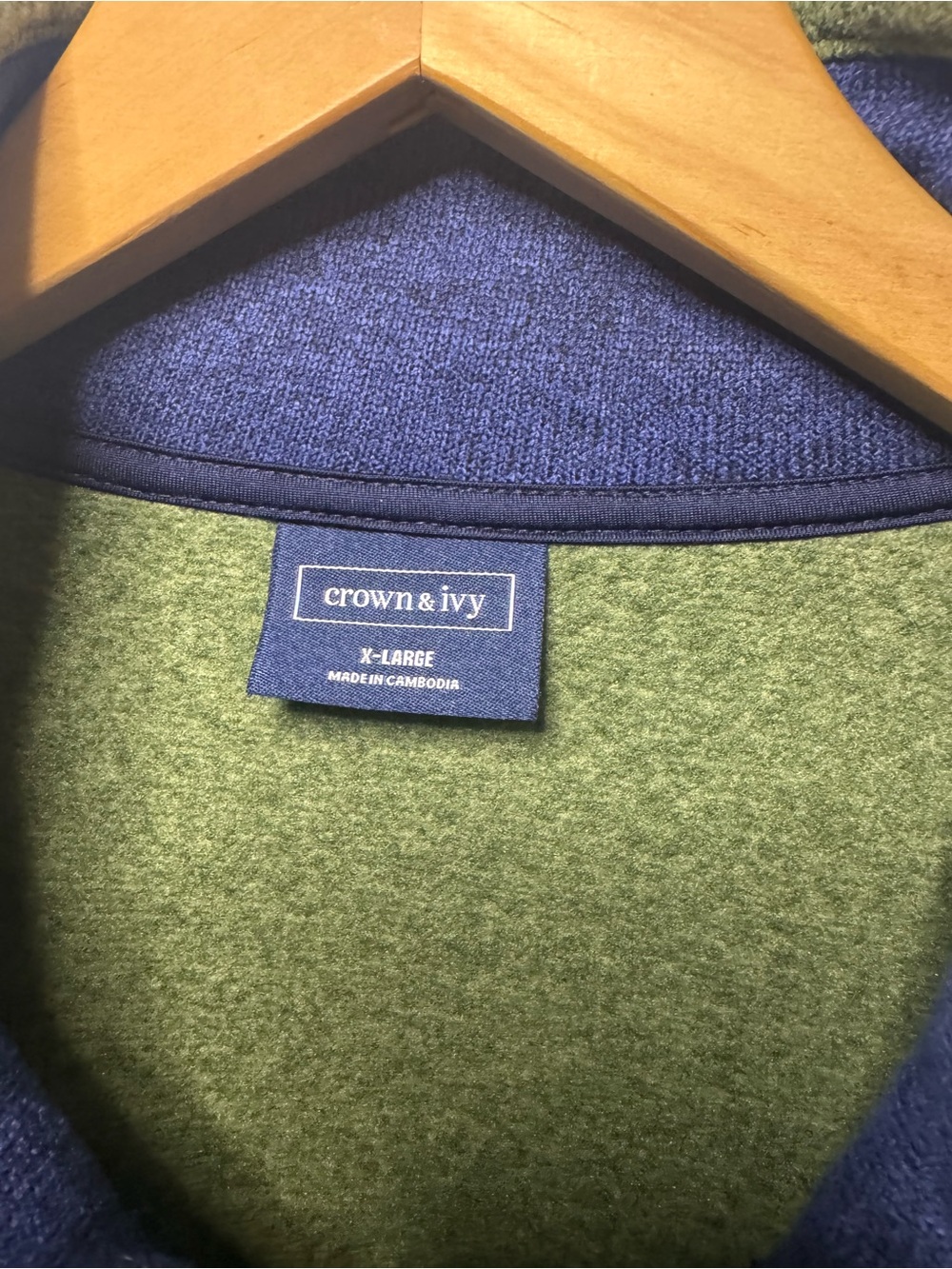 Crown & Ivy Olive Green Men's Zip-Front Fleece Vest - Picture 3 of 3